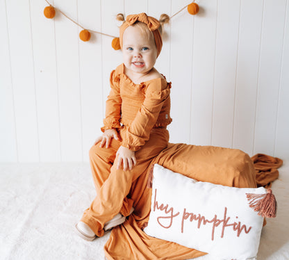 PUMPKIN RIB DREAM SMOCKED FLARE SET