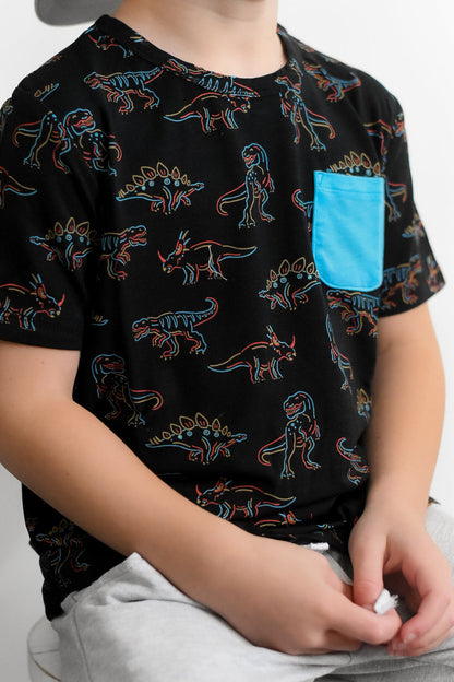 DINOSNORE DREAM POCKET TEE