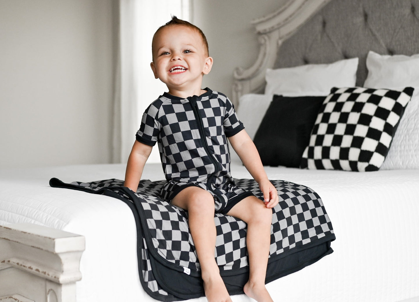 CHARCOAL CHECKERS DREAM SHORTIE