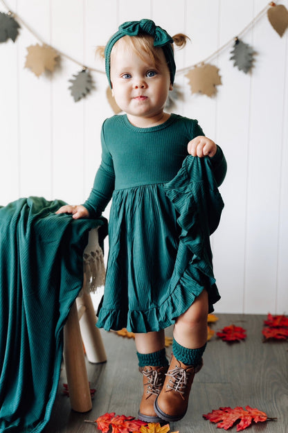 EVERGREEN RIB DREAM RUFFLE DRESS