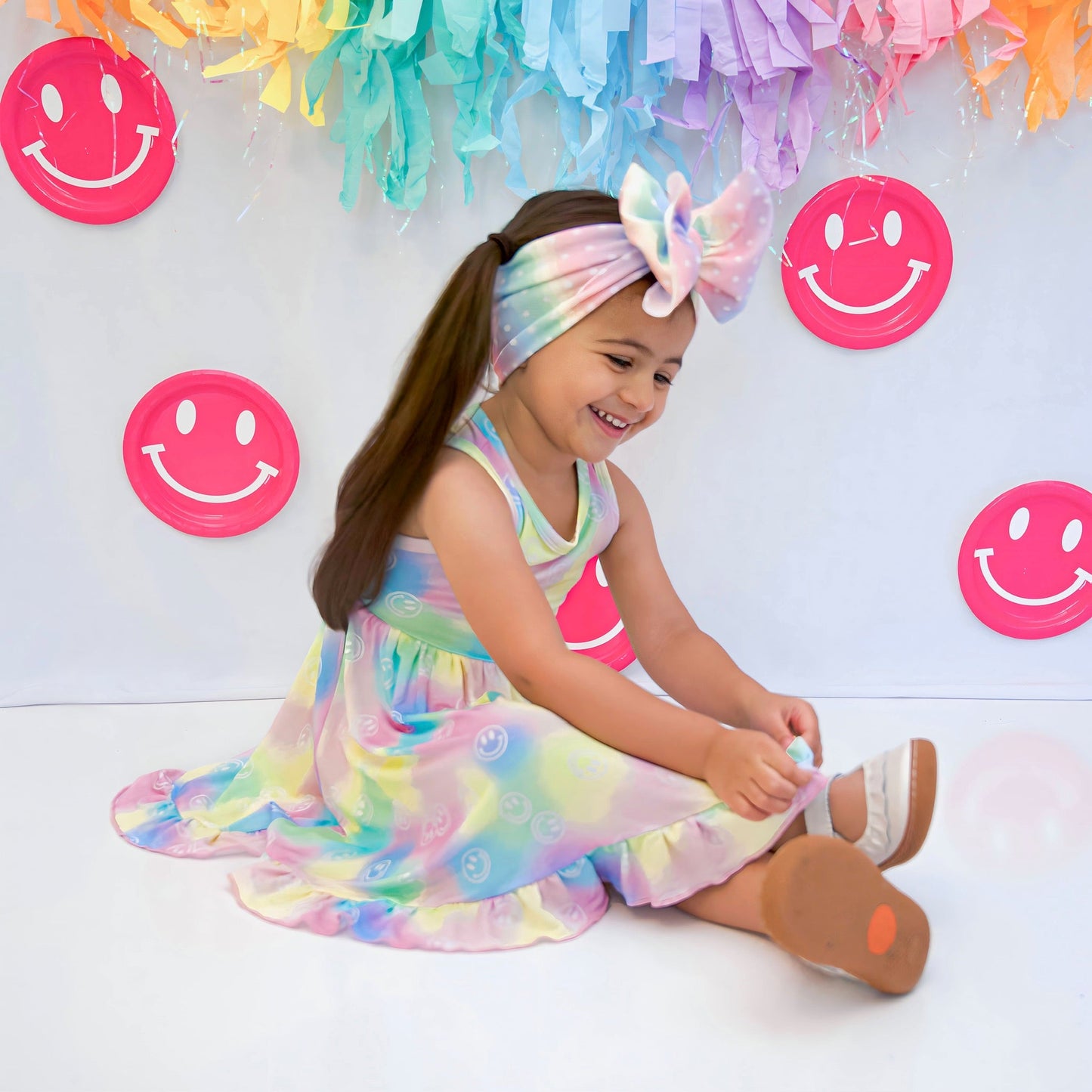 DREAMY SMILEY DREAM RUFFLE DRESS