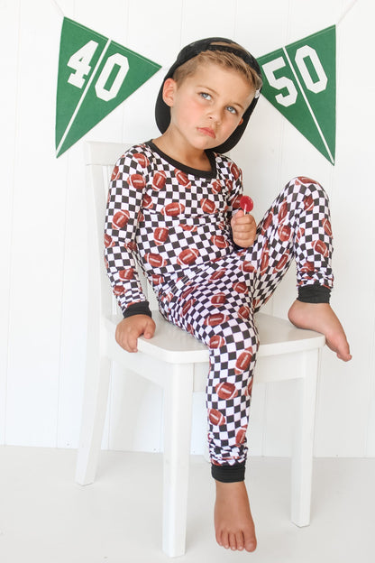 CHECKERED FOOTBALL DREAM SET