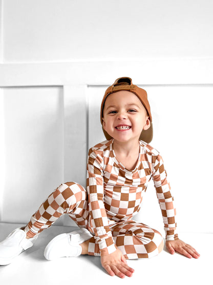 CHESTNUT CHECKERS DREAM SET