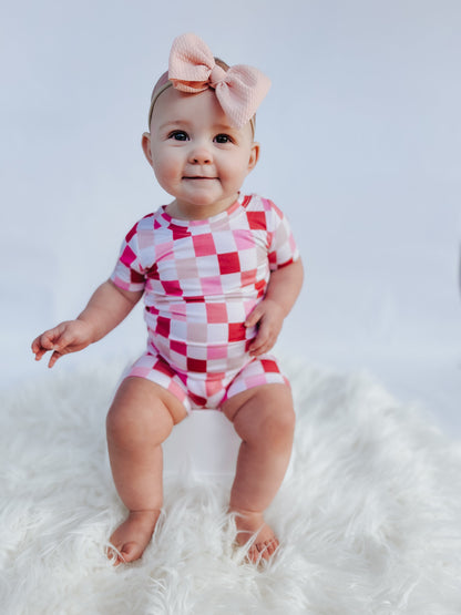 DREAMY PINK CHECKERS DREAM SHORT SET