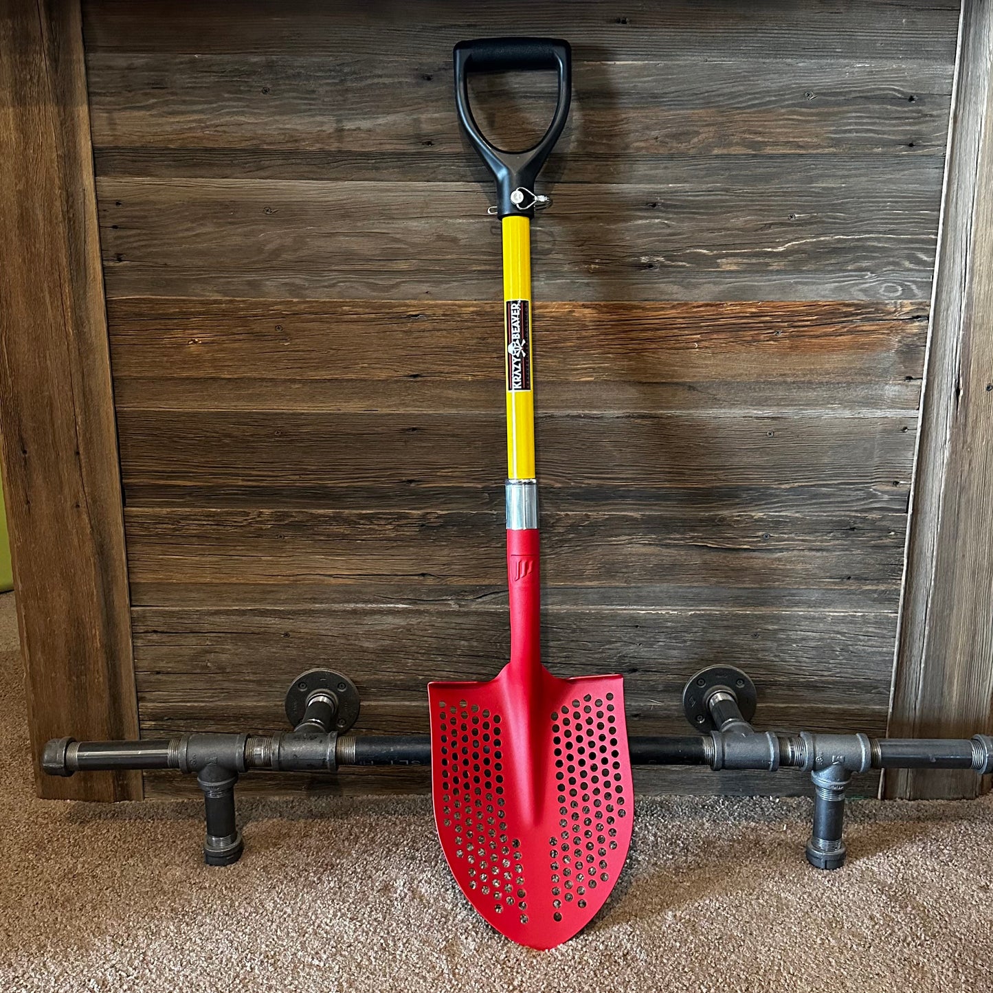 Krazy Beaver Mud Shovel (Red / Yellow)