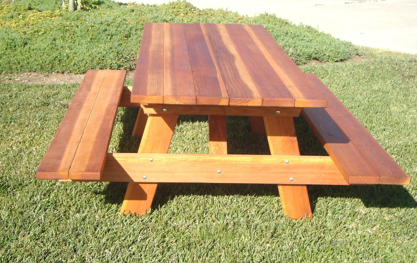 Super Deck Redwood Picnic Table