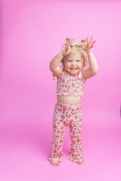 FEELIN' MUSHY DREAM SMOCKED FLARE SET