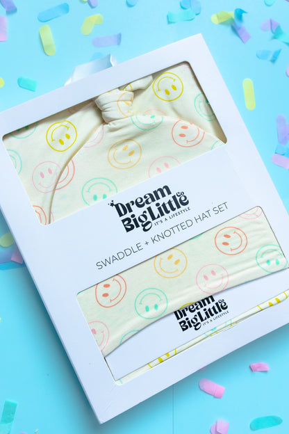 PASTEL SMILES DREAM SWADDLE & BEANIE