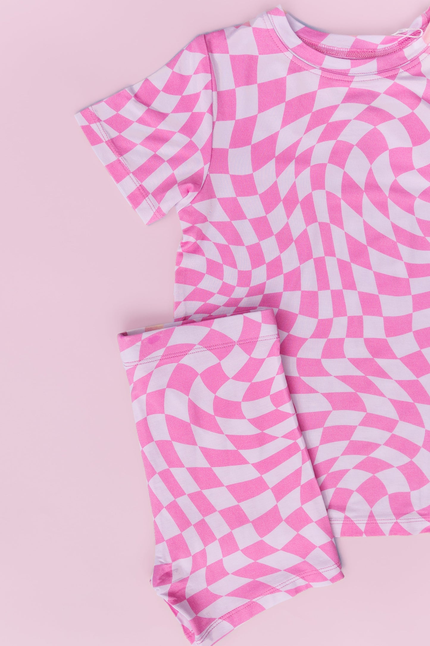 BUBBLEGUM WAVY CHECKERS DREAM SHORT SET