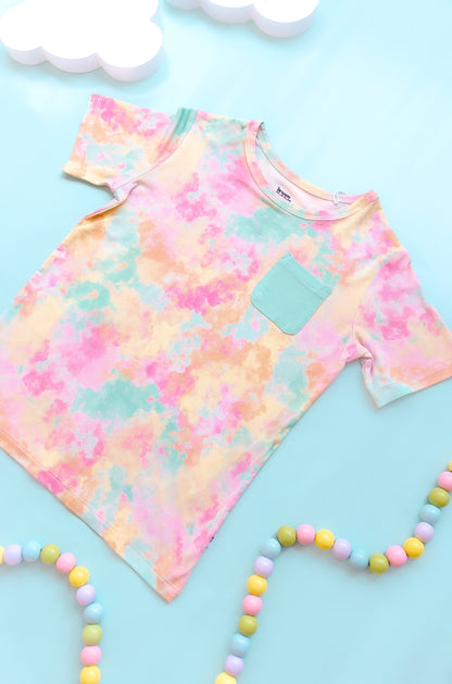 RAINBOW CLOUDS DREAM POCKET TEE