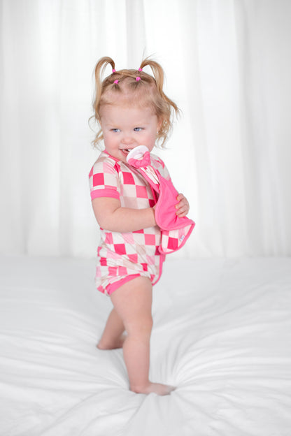 DREAMY PINK CHECKERS DREAM SHORTIE