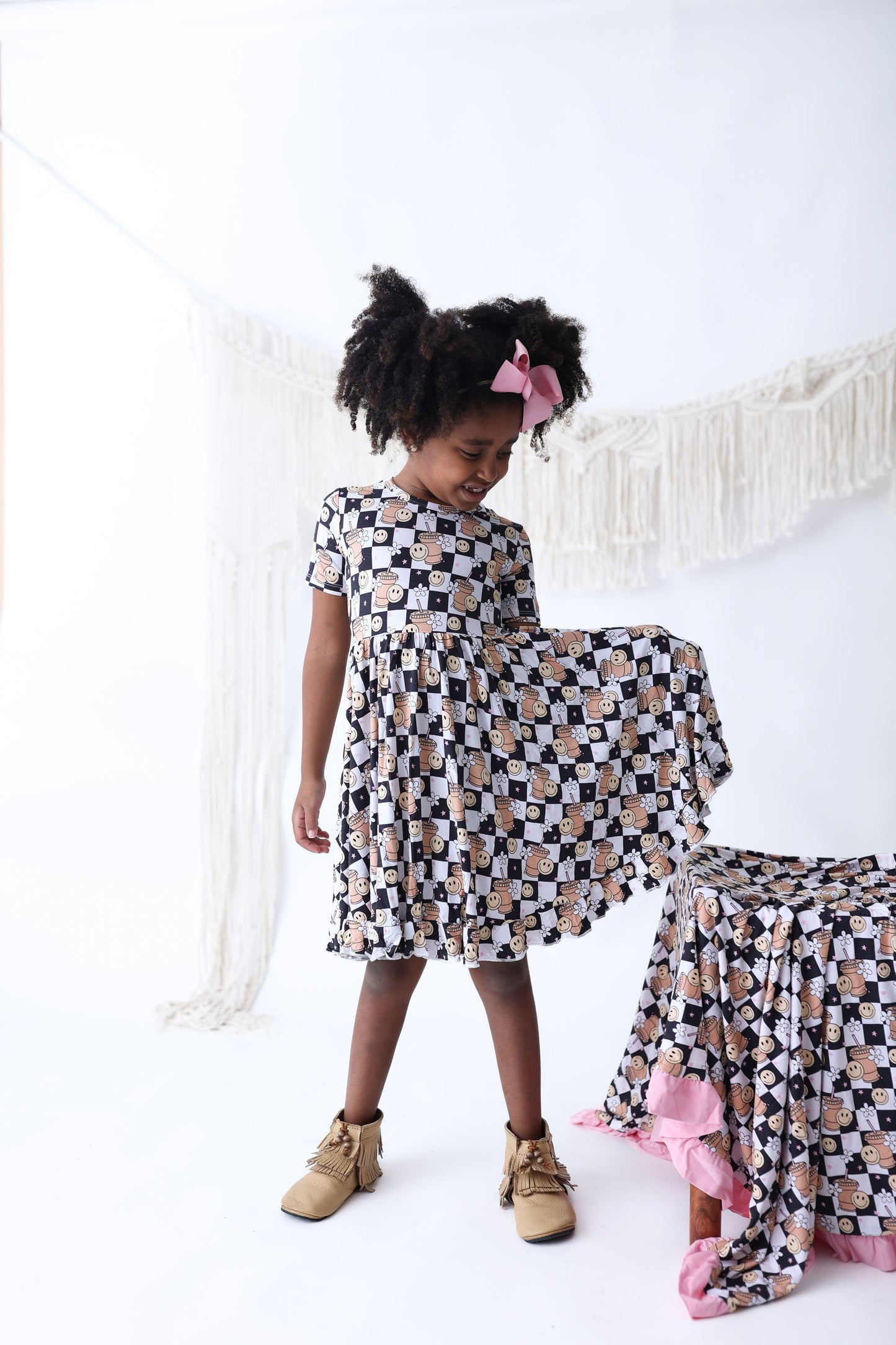 SMILEY CUP OF CHECKERS DREAM RUFFLE DRESS