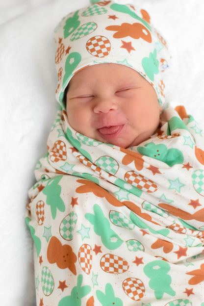 WHAT'S UP PEEPS DREAM SWADDLE & BEANIE