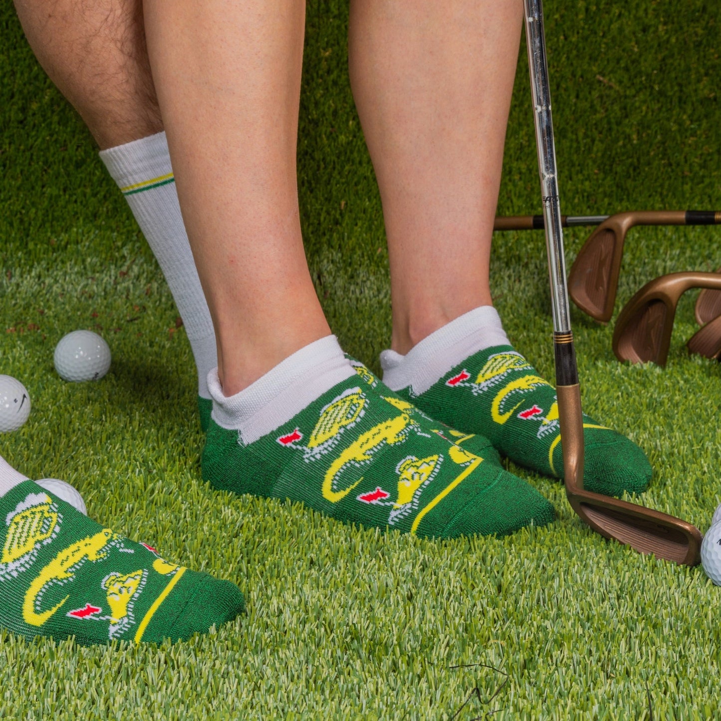 The 19th Hole | Golf Tournament Holes Heel Hammock™ Ankle Socks