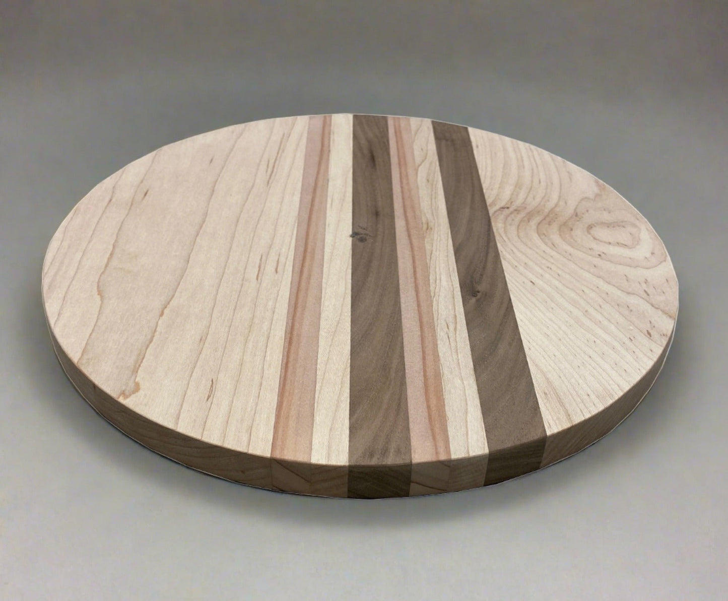 Round Maple Mixed with Walnut Side grain Cutting Board