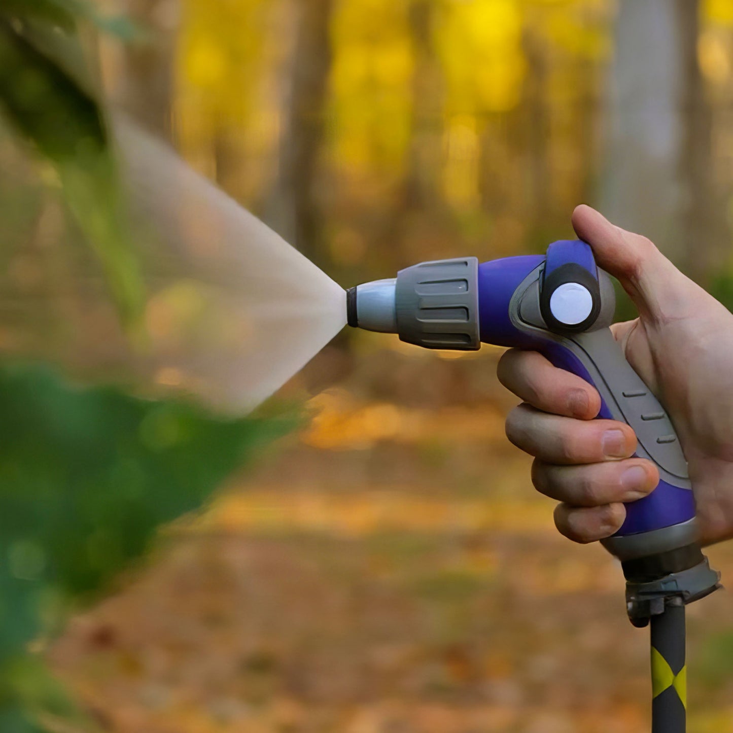 Camco 41986 Thumb Lever Flow Control Spray Nozzle with Adjustable Patterns, Blue