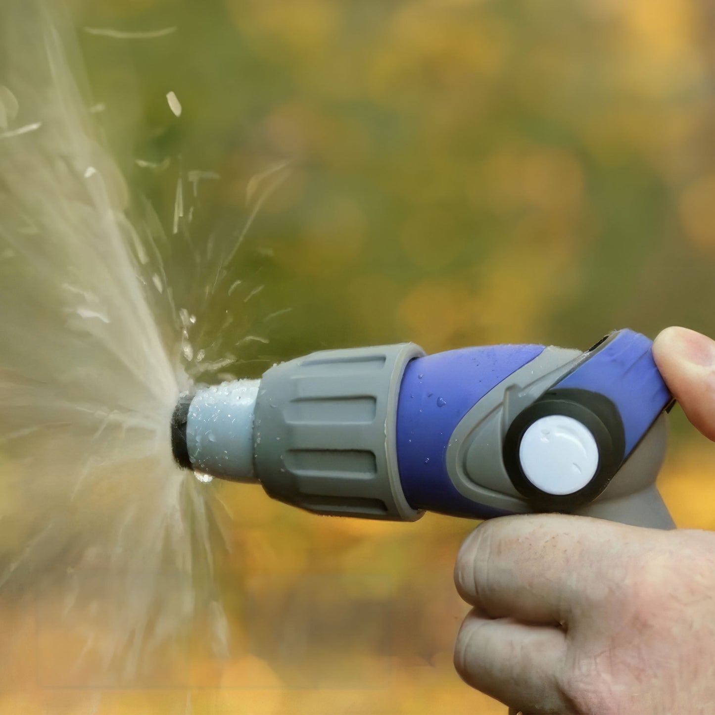 Camco 41986 Thumb Lever Flow Control Spray Nozzle with Adjustable Patterns, Blue