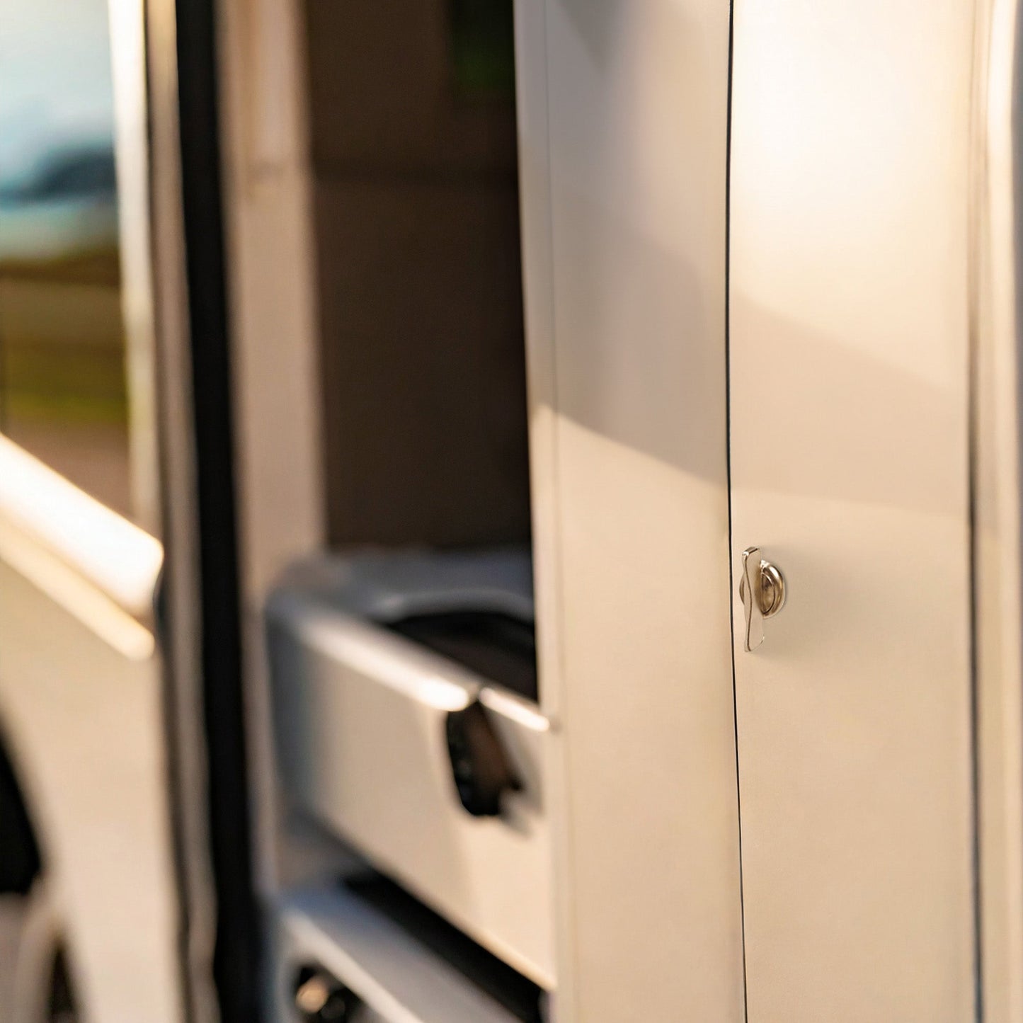 Camco 44333 Steel RV Thumb Operated Offset Cam Lock, Fits up to 5/8 Inches Thick