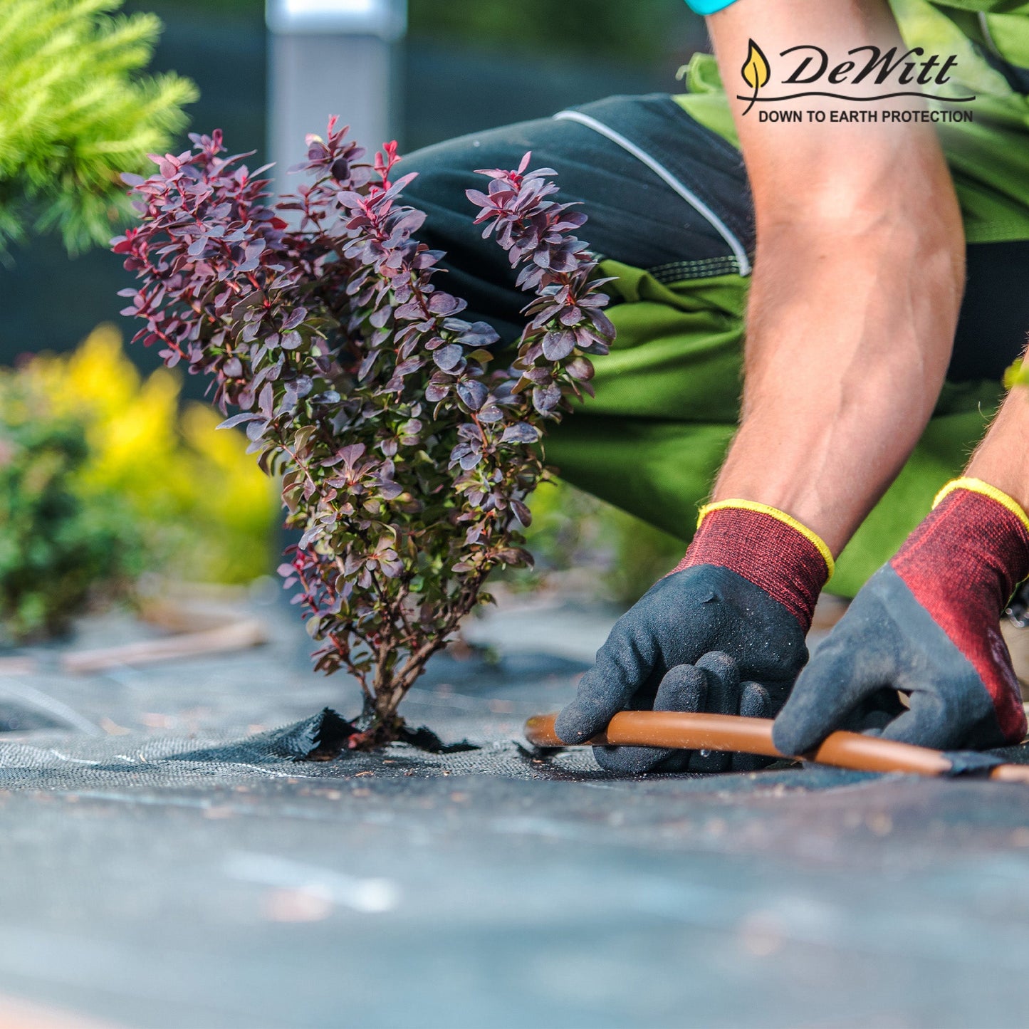 DeWitt Weed Barrier Pro Landscape Fabric in Brown (3 Ounces), 3' x 100' Refill