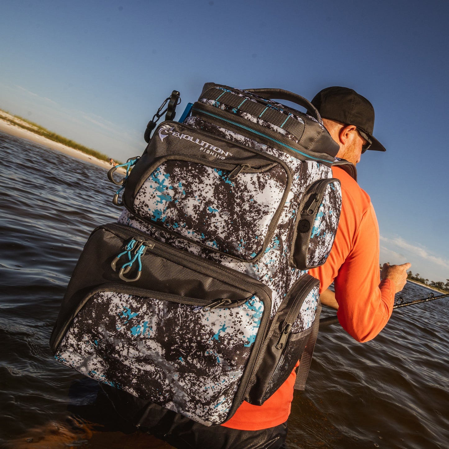 Largemouth 3600 Tackle Backpack with Cooler Top