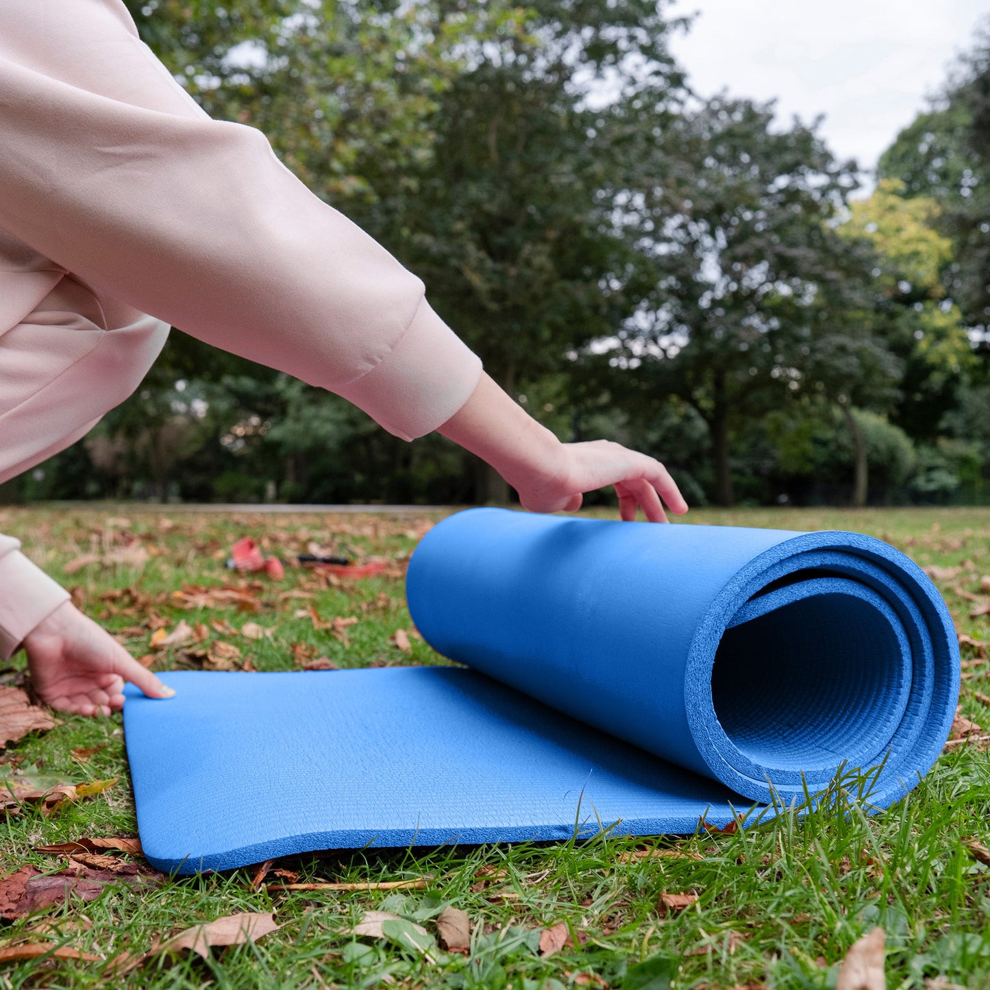 BalanceFrom GoCloud 1" Extra Thick Exercise Yoga Mat with Carrying Strap, Blue