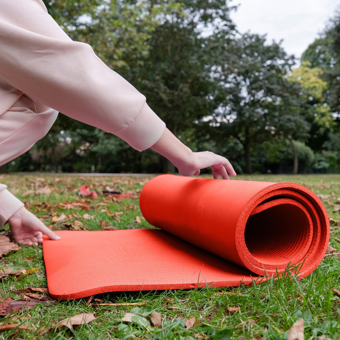 BalanceFrom Fitness GoCloud 1" Extra Thick Exercise Mat w/Carrying Strap, Red