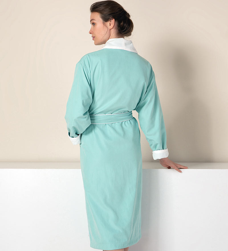 Women's Plush Microfiber Spa Robe